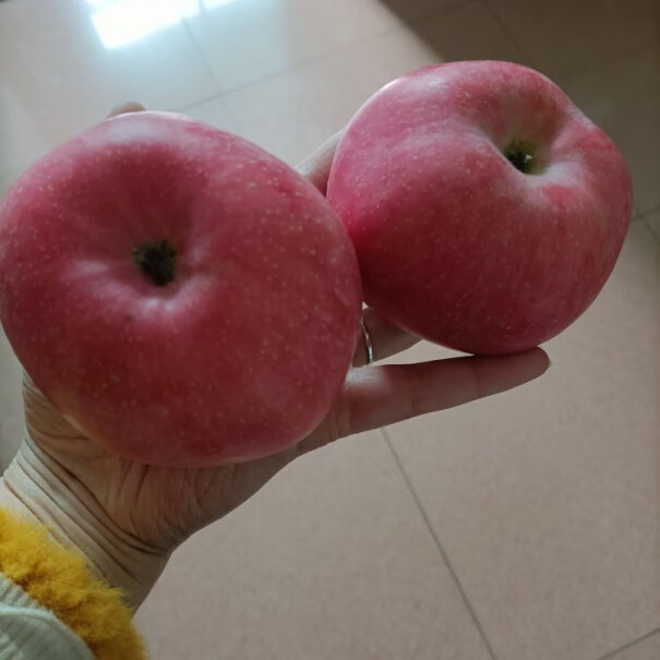 苹果红富士巧域脆甜斤大果80mm新鲜水果是大品牌吗？来看看买家评测！