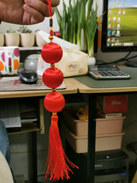 新新精艺灯笼装饰丝光球小红灯笼挂件2串直径是多少？