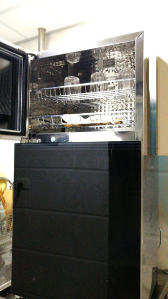 华帝消毒柜家用立式小型迷你高温厨房碗筷餐具3层架68L带烘干功能不？