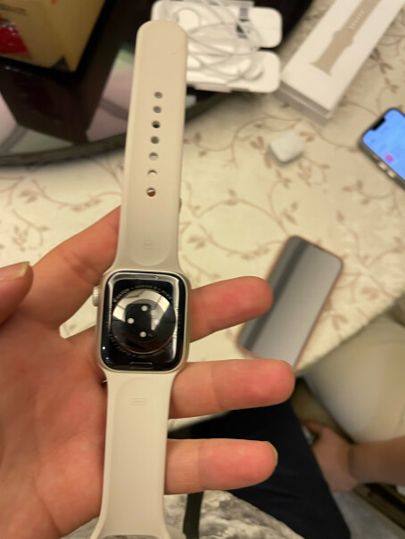 Apple Watch S9 智能手表GPS款星光色NFC支持复制门禁卡吗？