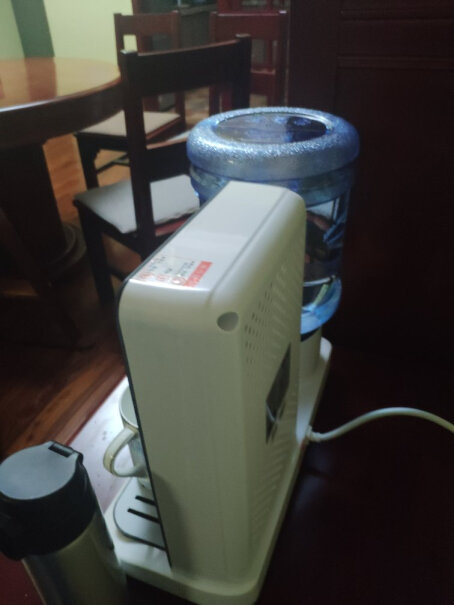 美国惠而浦即热式饮水机台式家用速热迷你办公室桌面小型茶吧机用电吗？