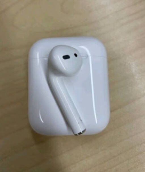 AppleA+专享AirPodsiPhone蓝牙耳机充电使用怎么样？测评大揭秘！