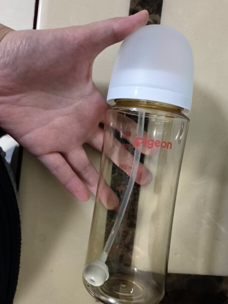 第3代PPSU奶瓶240ml经典米奇带重力球吗？