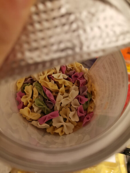 米小芽果蔬蝴蝶面+果蔬螺丝面组合蝴蝶面2罐+螺丝面2罐质量不好吗,对比哪款性价比更高？