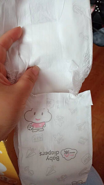 婴儿纸尿片一朵纸尿片评测下怎么样！内幕透露。