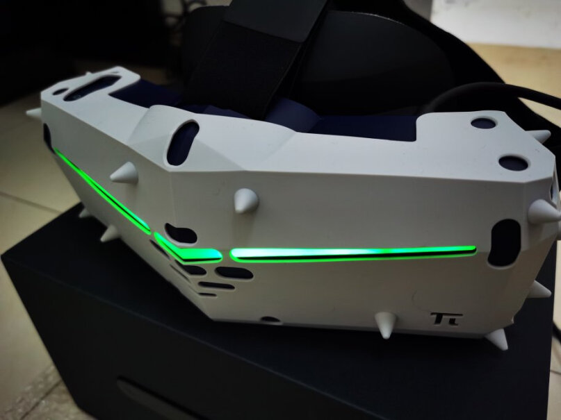 PiMAX 8K+ VR头盔2070带的动吗？