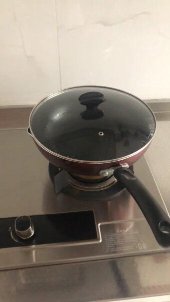 九阳炒锅少油烟不粘炒菜锅30cm锅没用几天，锅底有的变形了？