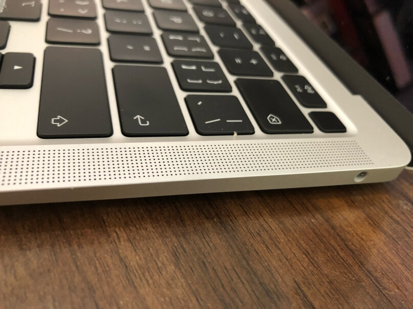 AppleMacBook轻度办公的时候会发热吗，温度正常多少？