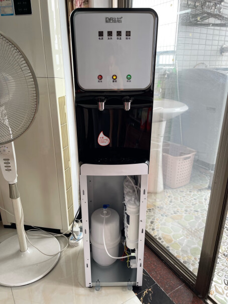 净水器直饮超滤一体机饮水机钻芯净水机立式使用方便吗？