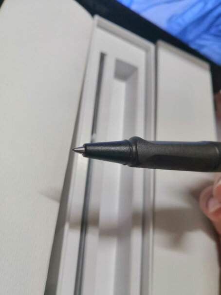 笔类凌美宝珠笔狩猎系列磨砂黑ABS材质签字笔0.7mm分析应该怎么选择,到底是不是智商税！