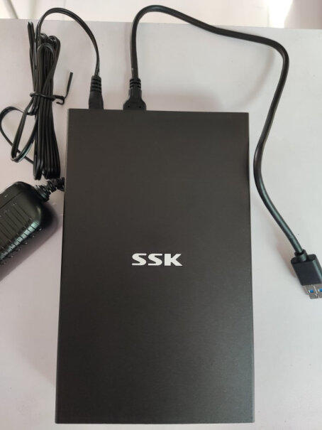 硬盘盒飚王(SSK) 3300 移动硬盘盒良心点评配置区别,质量值得入手吗？
