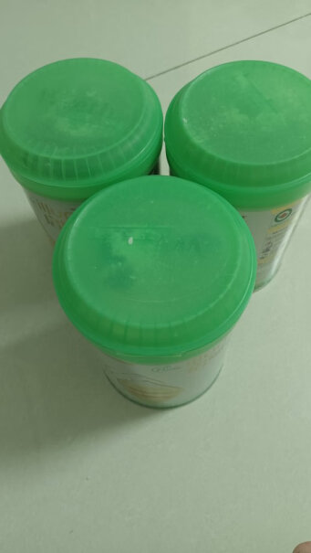 惠氏启赋有机奶粉2段爱尔兰进口请问绿色罐子是60毫升，1平勺奶粉吗？1段，2段都是这样的冲泡比例吗？