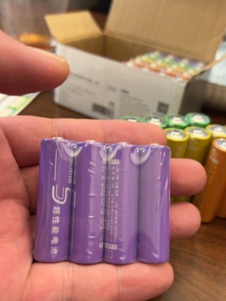 京东京造40节装无铅血压计彩虹碱性电池东京小孩玩具能用吗？