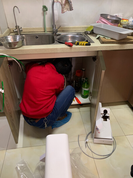 小米净水器家用净水机S1800G厨下式我家有个热水管，冬天洗碗用的，请问接了之后水龙头可以控制水温吗？