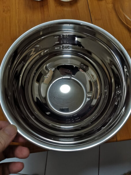 烘焙-烧烤杰凯诺烘焙工具加厚不锈钢盆硅胶底20cm打蛋盆质量值得入手吗,究竟合不合格？