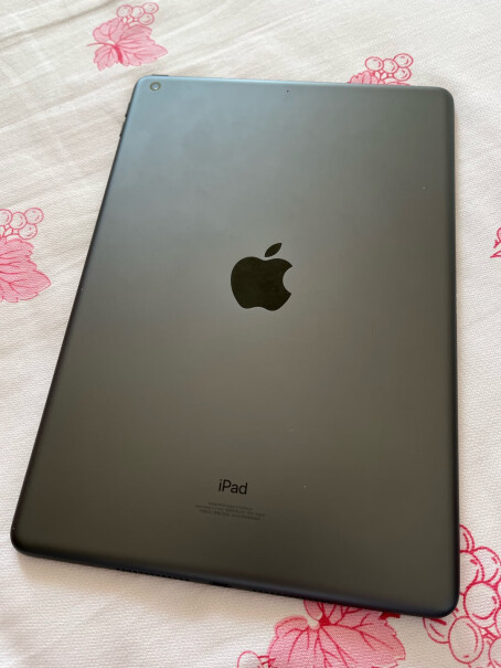 AppleiPad10.22021年款256GBWLAN平板苹果好还是华为好？