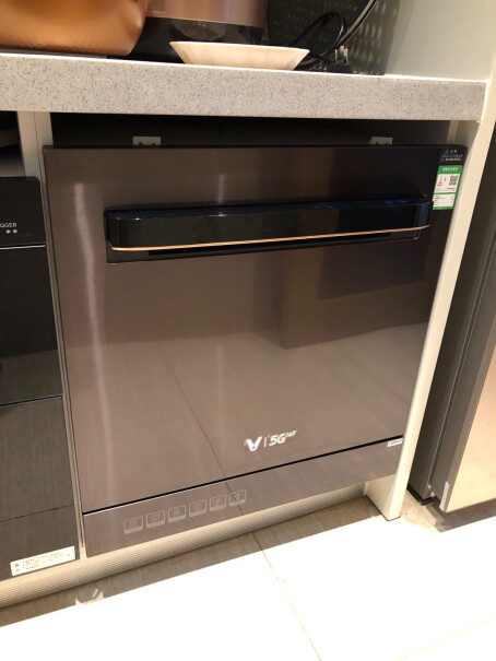 云米8套嵌入式家用洗碗机WIFI全智能除菌烘干存一体可以放台面用吗？