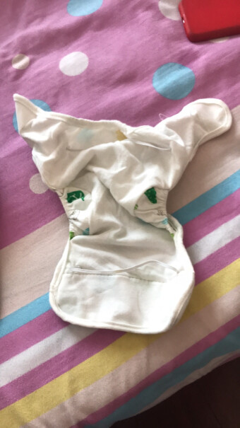 南极人Nanjiren婴儿尿布兜宝宝尿布裤可洗请问m码10个月宝宝能穿吗？