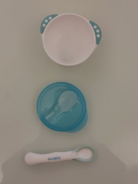 儿童餐具亲亲我宝宝婴儿辅食碗吃饭训练辅食碗套装带感温勺子带盖PP小碗使用情况,哪个值得买！