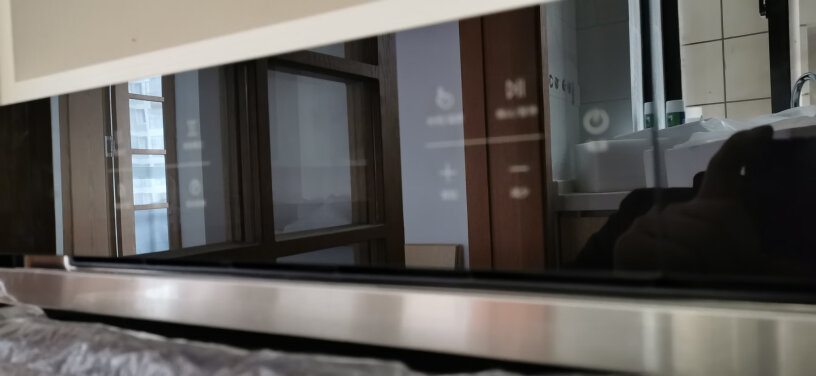 老板蒸烤箱一体机嵌入式智能家用烘焙多功能蒸箱烤箱二合一有评论说的内胆生锈的情况吗？