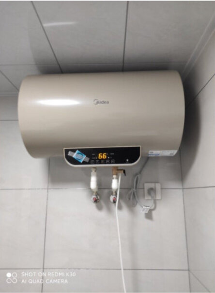 美的（Midea）电热水器美的60升储水式家用电热水器升级3200W速热使用感受,评测解读该怎么选？