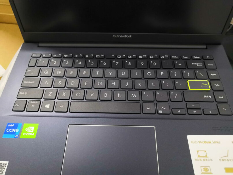 华硕VivoBook14X英特尔酷睿可以单手打开屏幕吗？