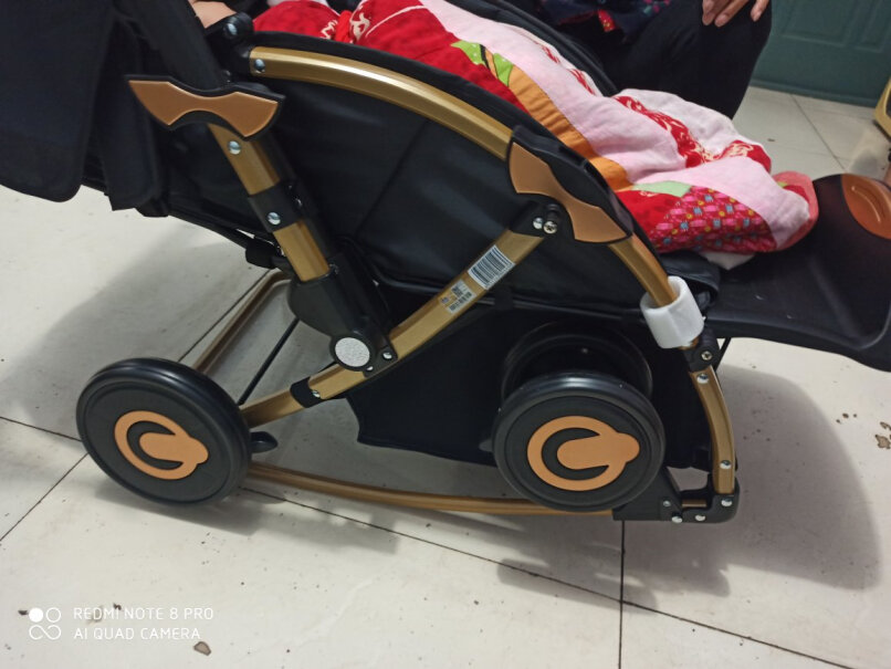 宝宝好婴儿推车可坐可躺双向折叠婴儿车夏季冬季通用坐上去会不会太矮，有多少厘米高，建议买吗？