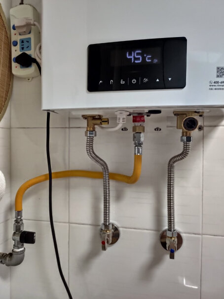 林内13升零干扰恒温如果只开冷水，热水器是否也会自动启动点燃？