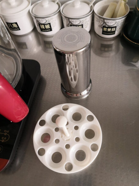 美的养生壶电水壶1.5L多功能烧水煮茶器有过滤罩吗？