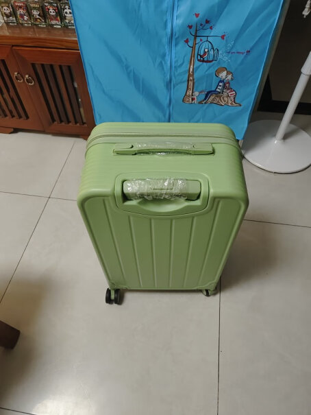 REDOO 行李箱 26英寸 牛油果绿功能真的不好吗？亲身体验评测诉说！