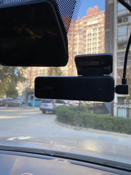 360行车记录仪K380升级版连接线是什么头子的？