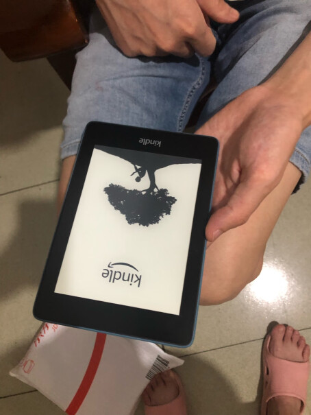 Kindle PW 8G阅读器-书卷礼盒比kwp3翻页要卡是什么情况？