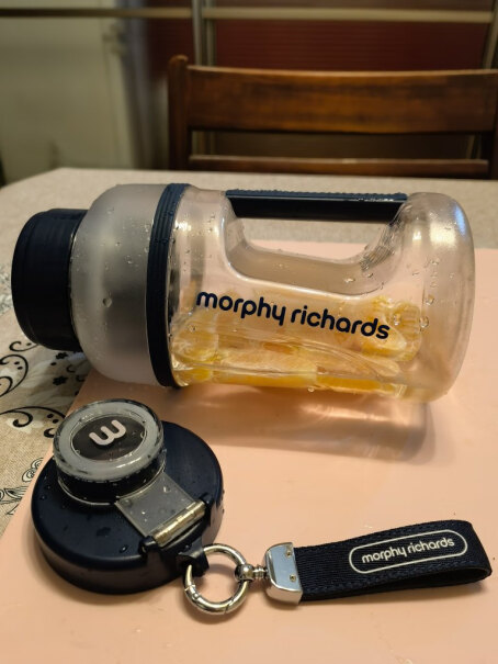 摩飞电器（Morphyrichards）榨汁机摩飞榨汁杯便携式运动果汁杯网红充电无线顿顿杯测评结果震惊你！评测哪款功能更好？