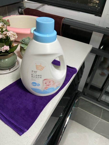 子初婴儿金盏花柔护洗衣液宝宝多效洗衣液儿童洗衣液果渍可以洗掉吗？