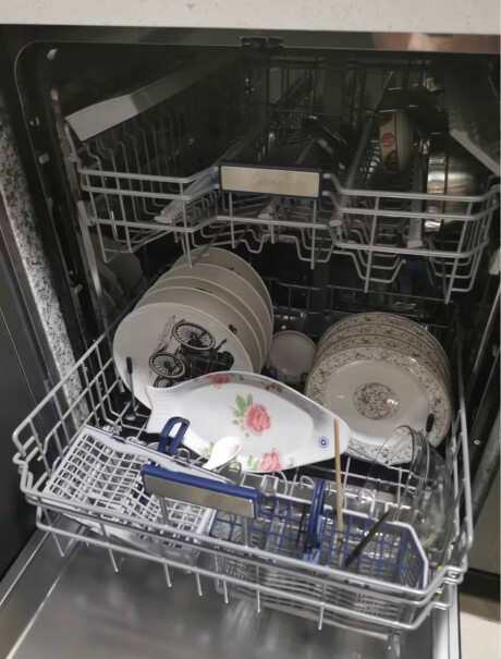 美的（Midea）洗碗机美的15套嵌入式洗碗机RX600P为什么买家这样评价！网友点评？