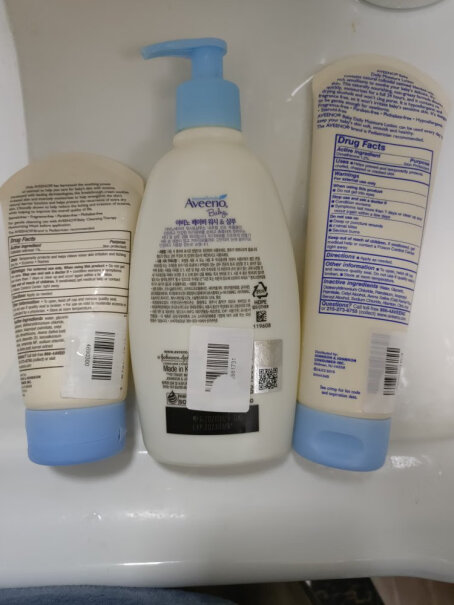 艾惟诺Aveeno）儿童面霜护肤霜滋润保湿大瓶装你们收到的产品是裸包装吗？