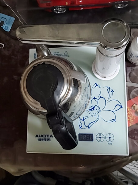 澳柯玛全自动上水电热水壶电水壶烧水壶泡茶功能泡的太难喝了还是一百度好？