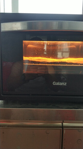 格兰仕全自动智能电烤箱家用带热风循环吗？
