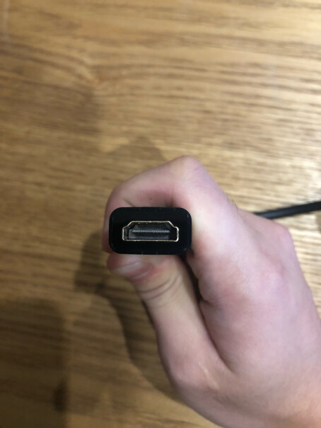绿联DP三合一转换器20420能连双屏吗？已经有一条HDMI的连接主屏了，显卡上只剩一个DP插口了，能转接连接副屏吗？