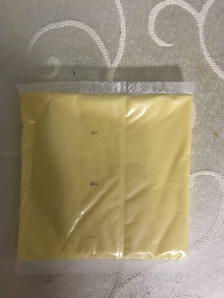 百吉福（MILKANA） 芝士片奶酪 原味 300g里面没有独立包装，大家是怎么保存的？一次性也吃不了18片？