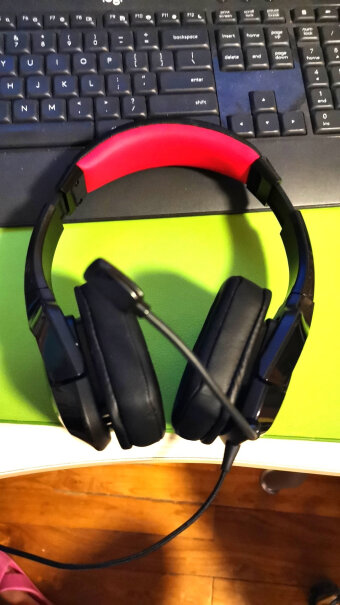 飞利浦GH301游戏耳机耳机线有多长，是3.5mm单接口吗？