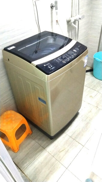 小天鹅8公斤变频波轮洗衣机全自动请问这款洗衣服时劲大吗？转速快吗？