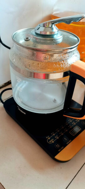 美的养生壶养生杯煮茶壶多功能电水壶烧水壶电热水壶这款壶功率是多少？