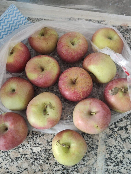 正鲜季大凉山丑苹果红富士 3斤中果质量真的好吗？真实评测质量反馈？