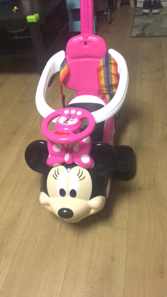 扭扭车迪士尼麦昆儿童助步推车宝宝扭扭车优缺点测评,功能评测结果？