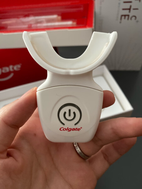 其它口腔护理产品Colgate高露洁冷光牙齿美牙y仪白牙神器评测好不好用,性价比高吗？