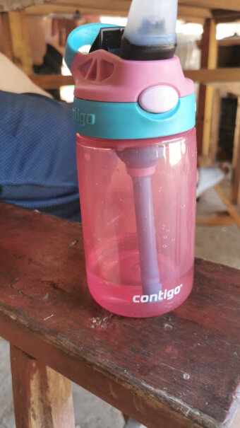 Contigo康迪克儿童水杯秋冬季鸭嘴塑料吸管杯摔了会不会漏水？