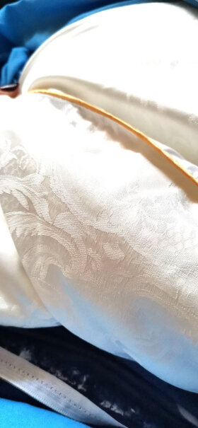 蚕丝被博洋家纺床上用品蚕丝夏凉被芯要注意哪些质量细节！评测怎么样！