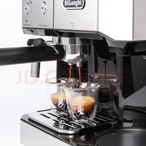 德龙咖啡机半自动咖啡机请问这个意式浓缩的出水是靠自己目测把控么 别的都是出水量到了自动停止？