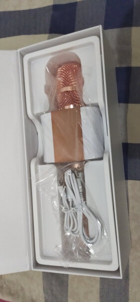 纽曼 MC10 无线麦克风套装手机和话筒，音响能同时连吗？